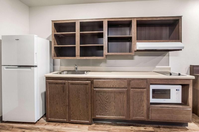 Woodspring Suites Atlanta Newnan image