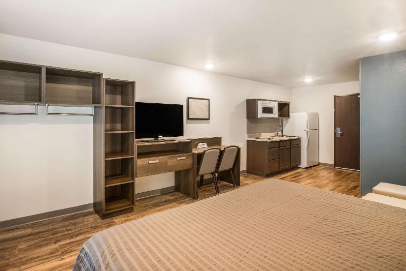Woodspring Suites Atlanta Newnan image