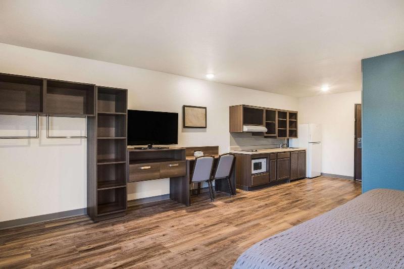 Woodspring Suites Atlanta Newnan image