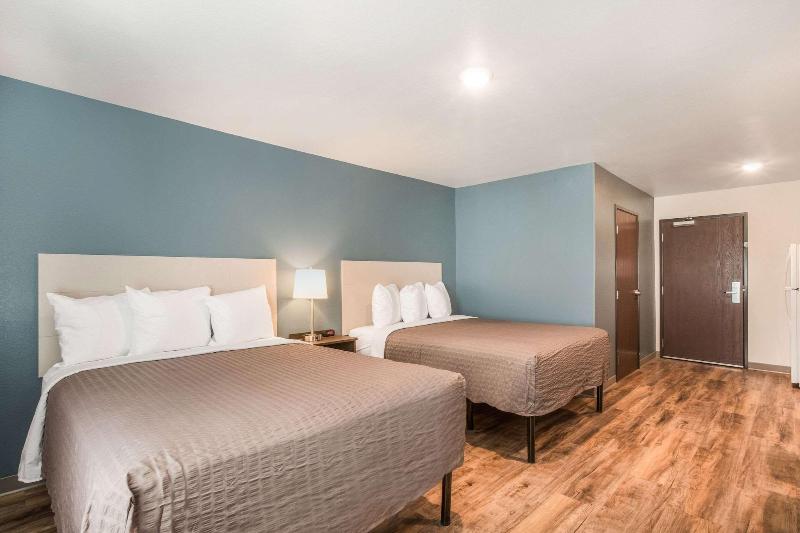 Woodspring Suites Atlanta Newnan image