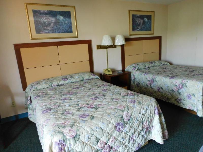 Camilla Inn Suites image