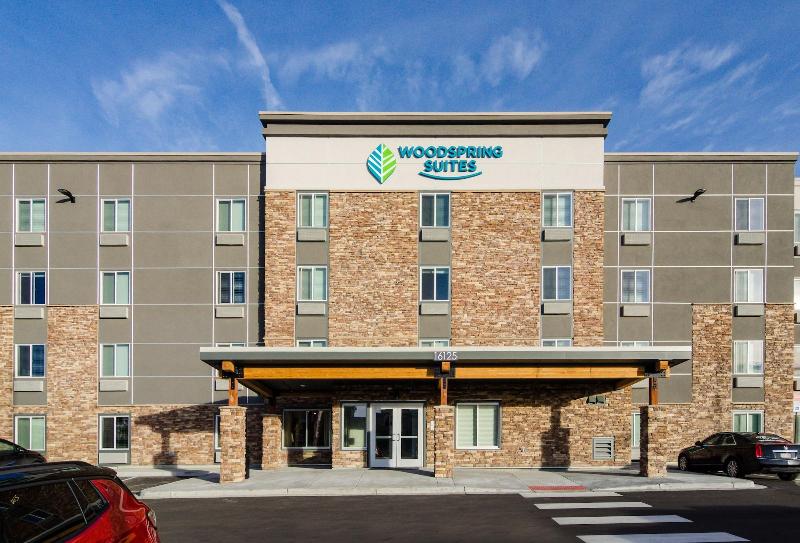 Woodspring Suites Thornton North Denver image