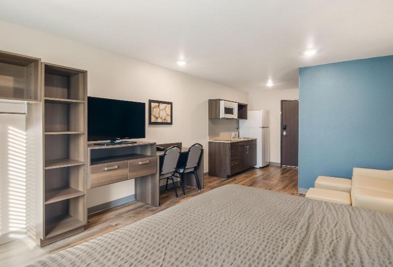 Woodspring Suites Thornton North Denver image
