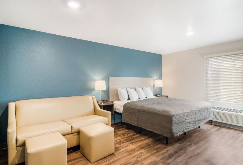 Woodspring Suites Thornton North Denver image