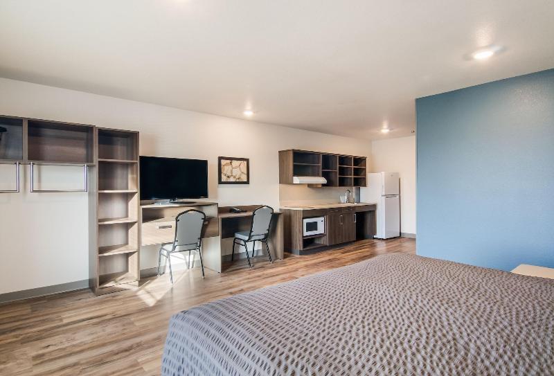 Woodspring Suites Thornton North Denver image