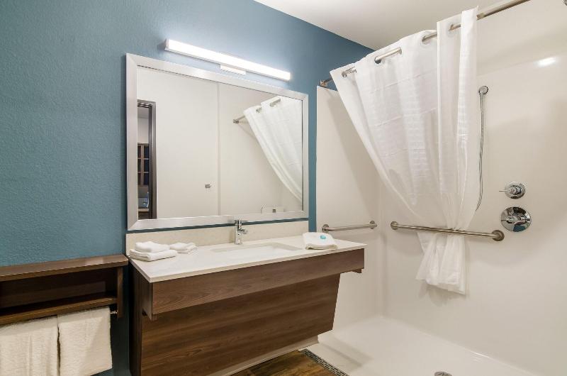 Woodspring Suites Thornton North Denver image