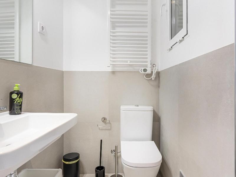 Limehome Madrid C De Fomento image