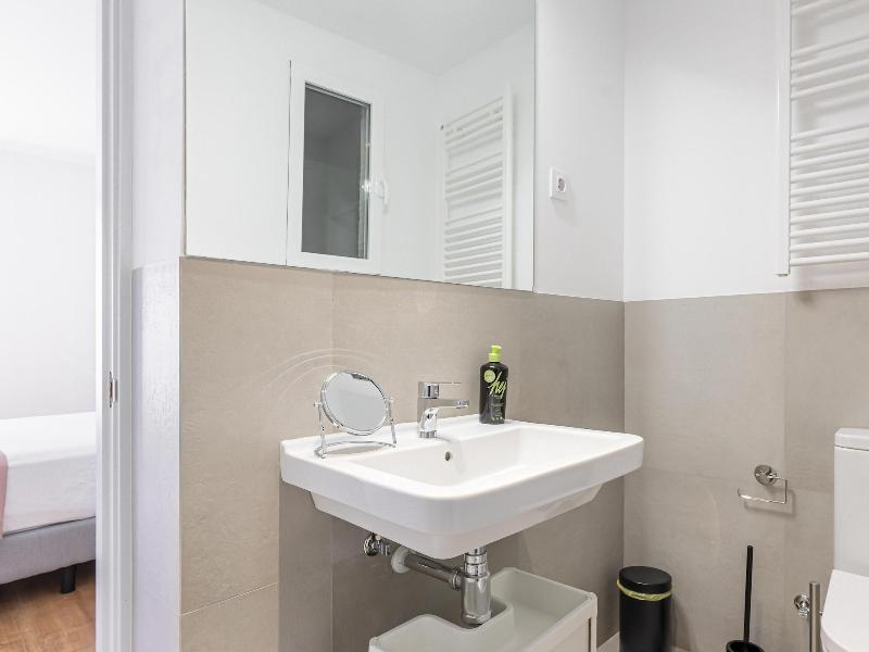 Limehome Madrid C De Fomento image