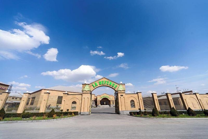 La Defense Hotel Yerevan image