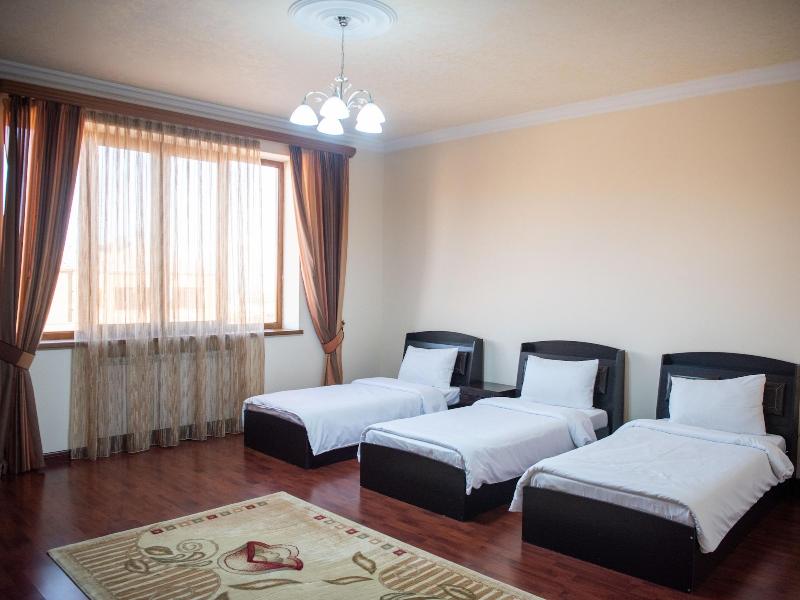 La Defense Hotel Yerevan image