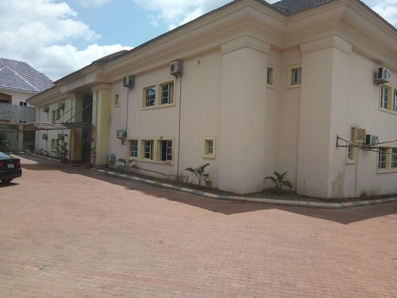 Eden Crest Hotel Resort
