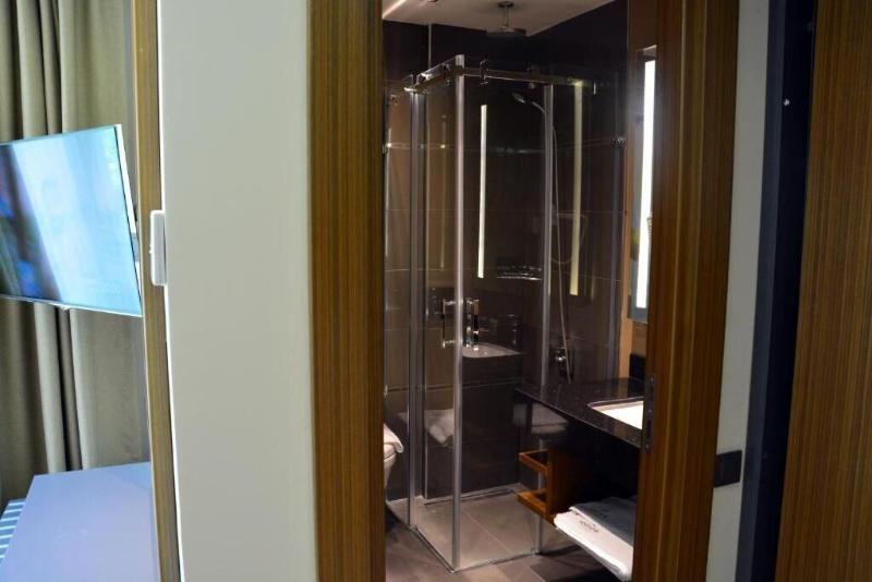 Voice Hotel image