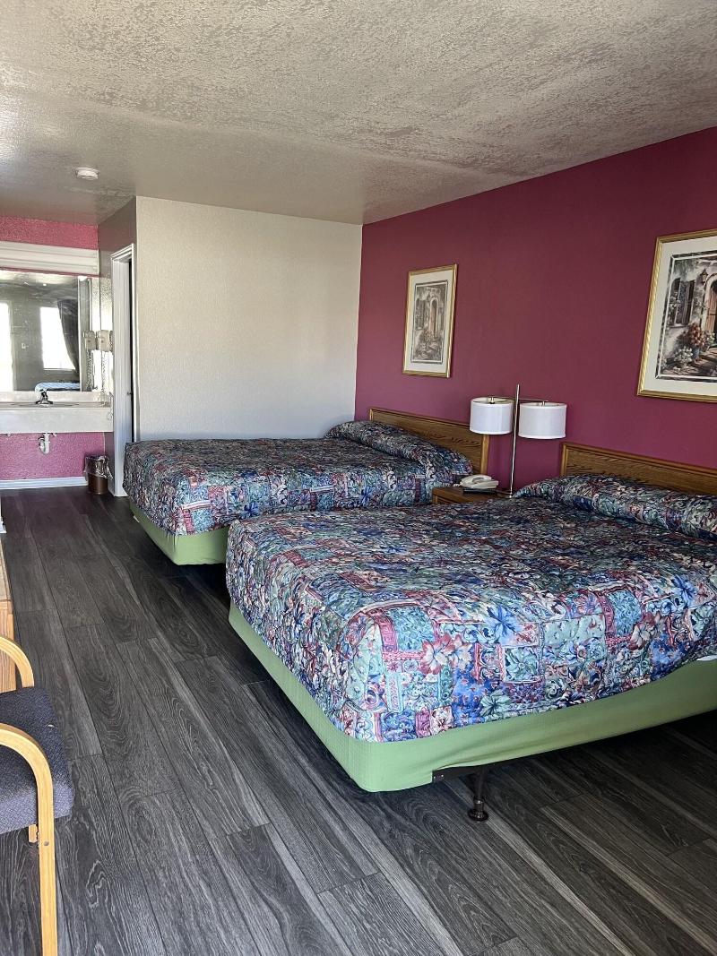 Country Inn Motel image