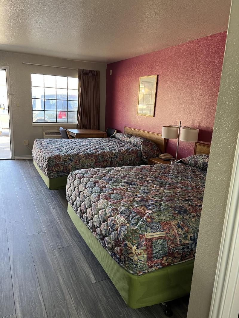 Country Inn Motel image