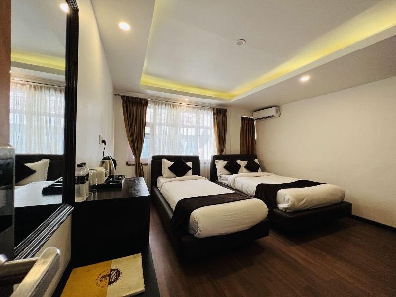 Durbar Hotel And Residence image