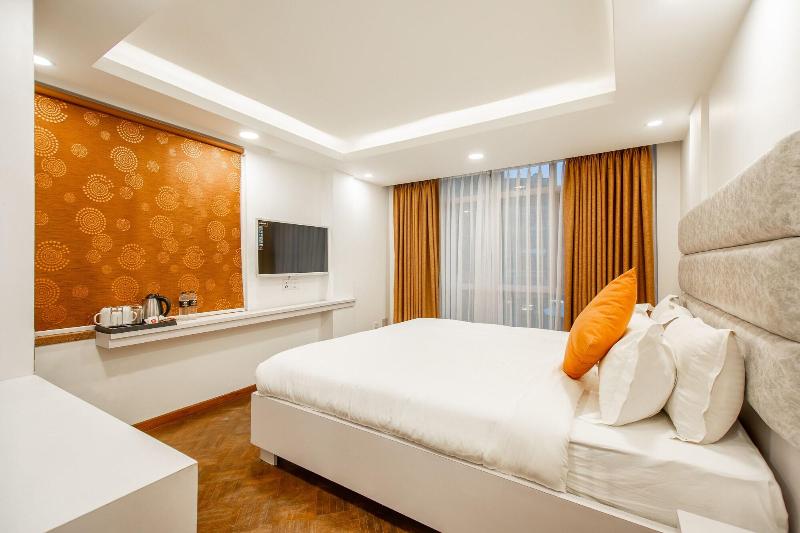 Durbar Hotel And Residence image