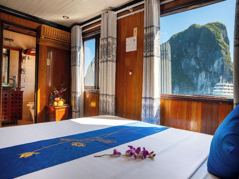 Halong Marina Bay Cruise image