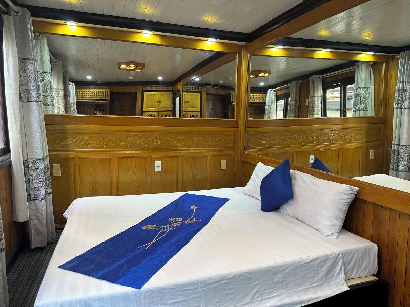 Halong Marina Bay Cruise image
