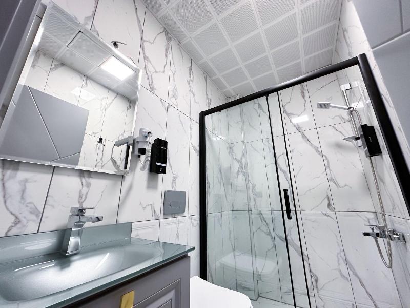 Teker Luxury Hotel image