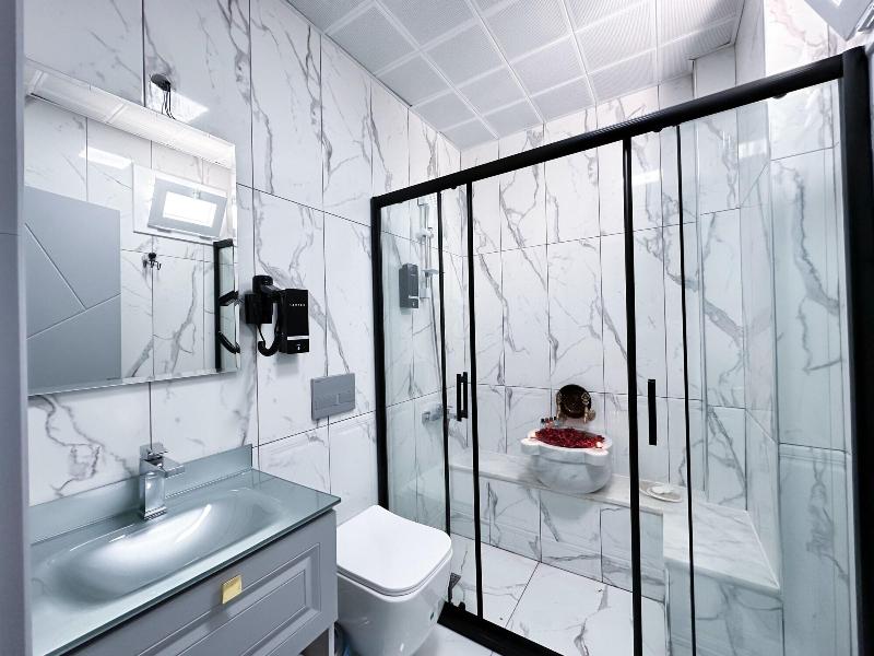 Teker Luxury Hotel image