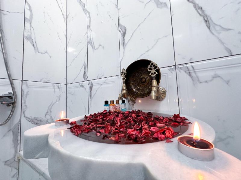 Teker Luxury Hotel image