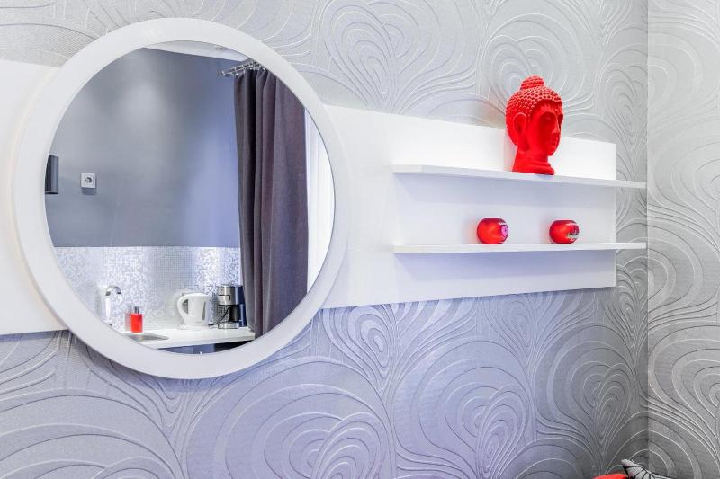 Hotel 108 image