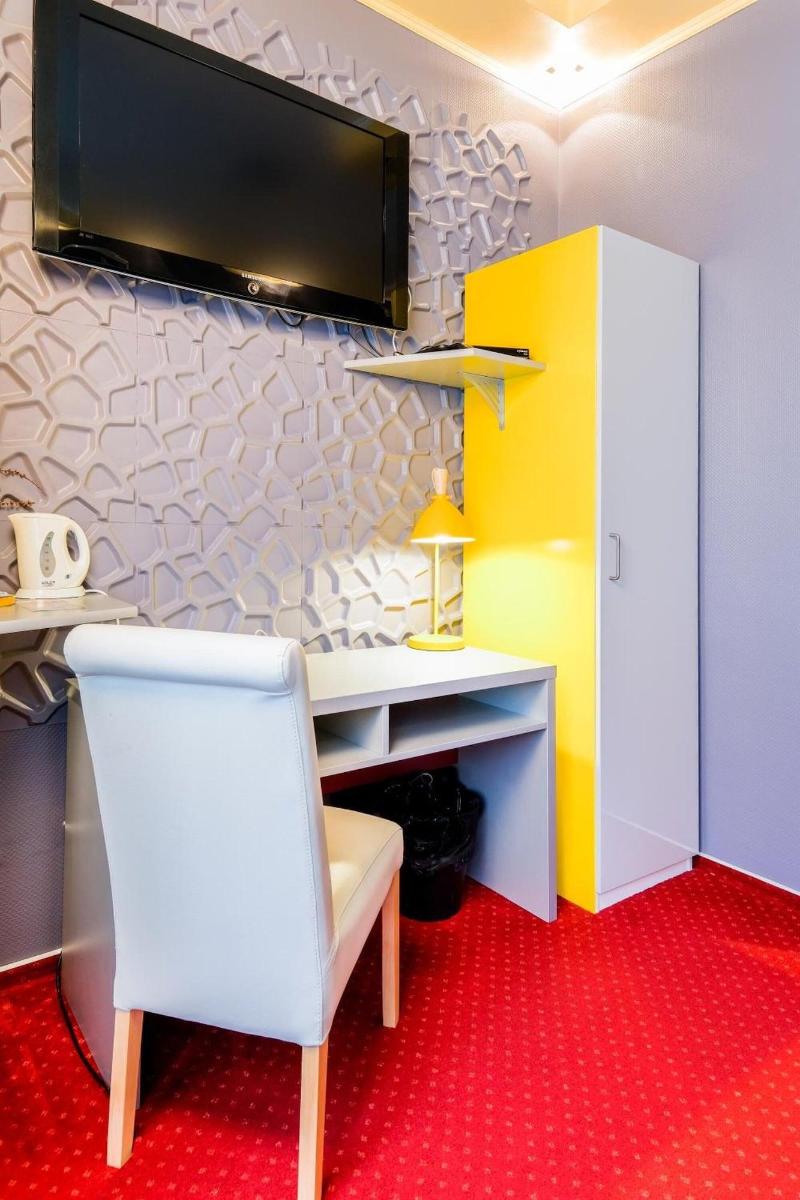 Hotel 108 image