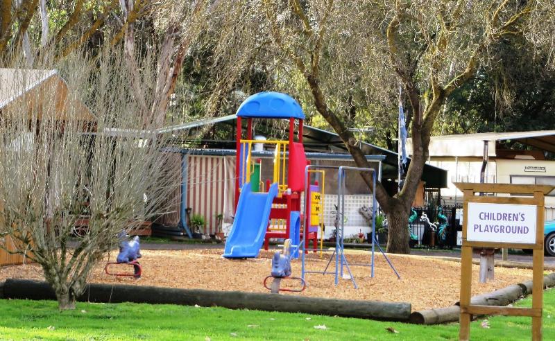 Yea Riverside Caravan Park image