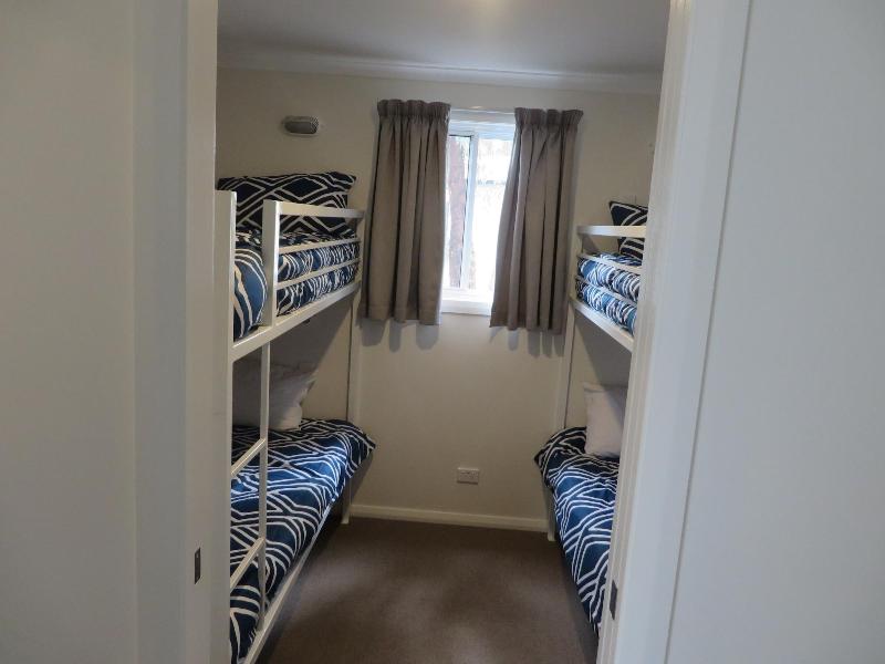 Yea Riverside Caravan Park image 9