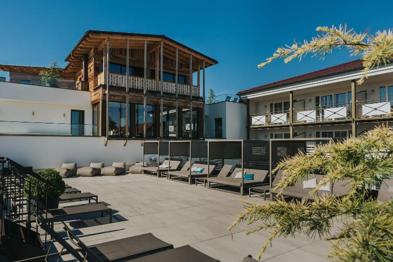 Ortners Resort image