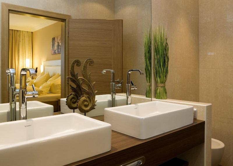 Ortners Resort image