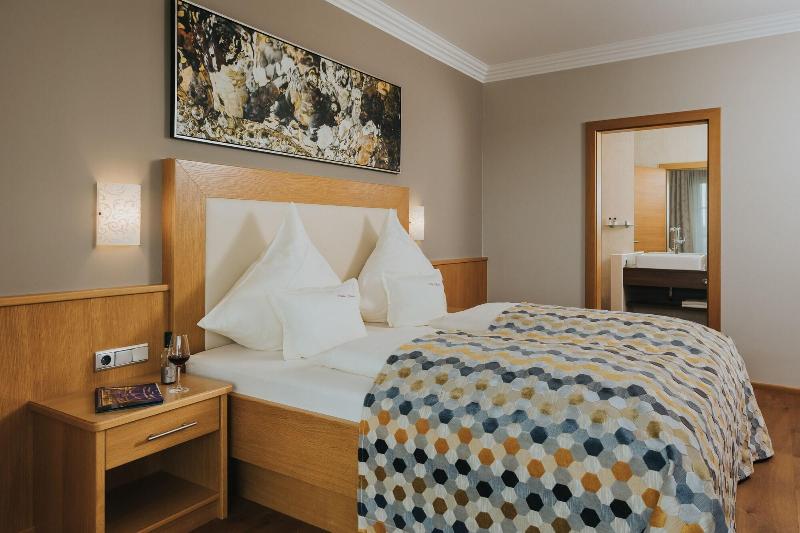 Ortners Resort image
