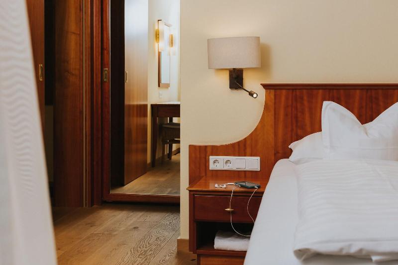 Ortners Resort image