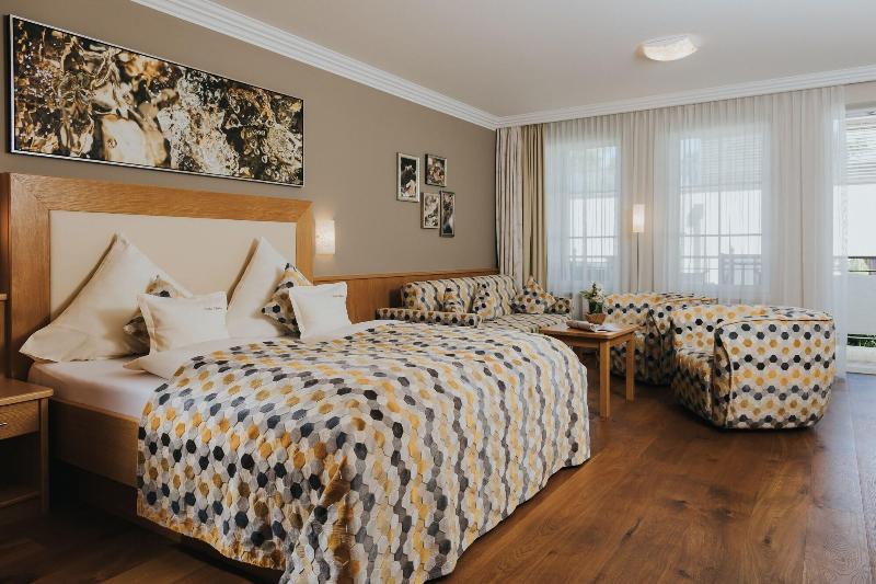 Ortners Resort image
