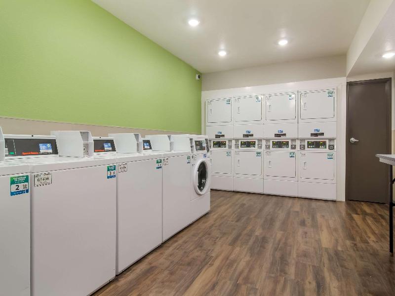 Woodspring Suites Jacksonville South image