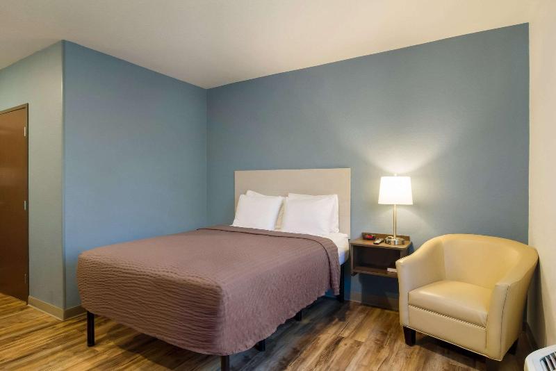 Woodspring Suites Jacksonville South image