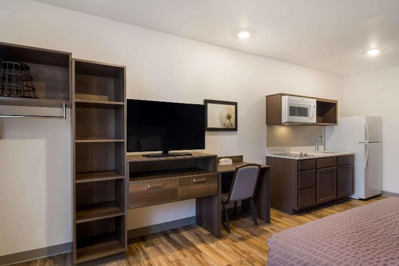 Woodspring Suites Jacksonville South image
