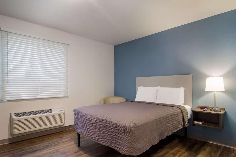 Woodspring Suites Jacksonville South image