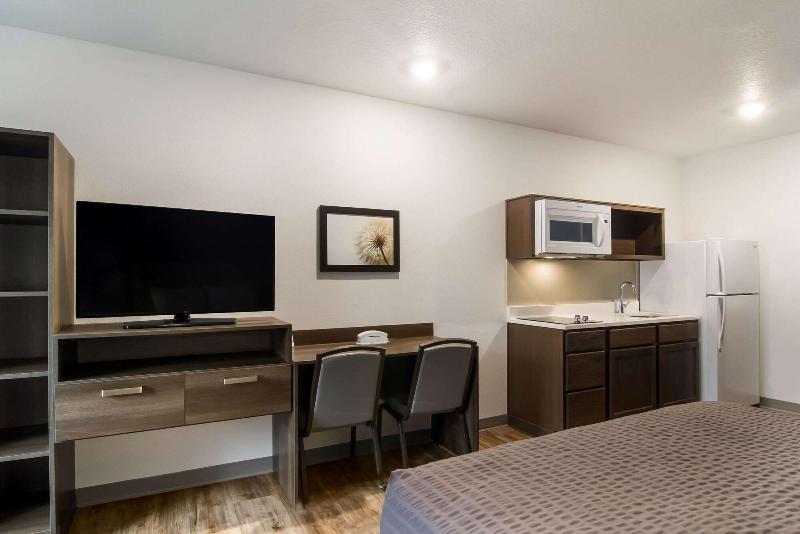 Woodspring Suites Jacksonville South image