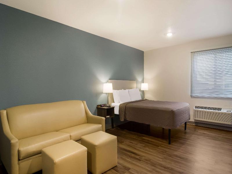 Woodspring Suites Jacksonville South image