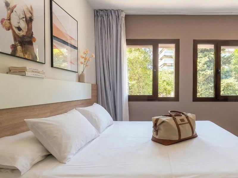 Limehome Barcelona Carrer De Fontcoberta image