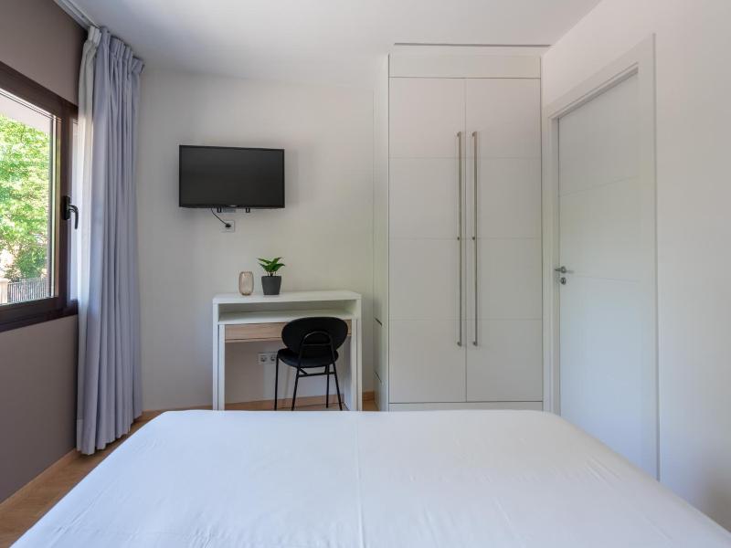 Limehome Barcelona Carrer De Fontcoberta image