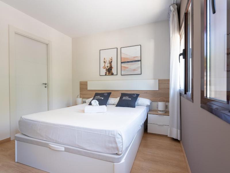 Limehome Barcelona Carrer De Fontcoberta image