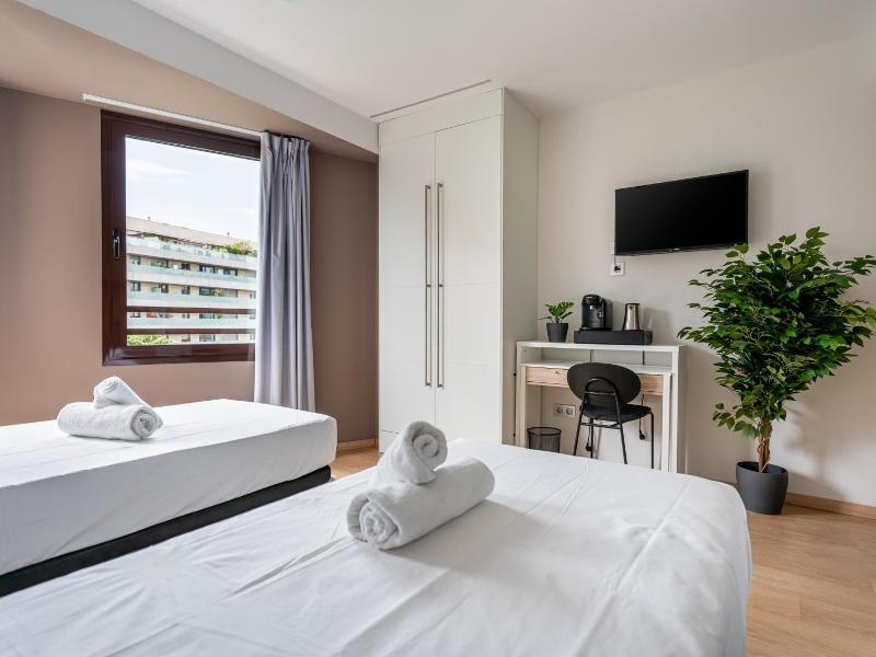 Limehome Barcelona Carrer De Fontcoberta image