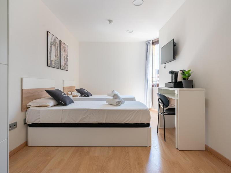Limehome Barcelona Carrer De Fontcoberta image