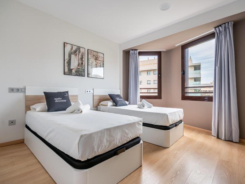 Limehome Barcelona Carrer De Fontcoberta image