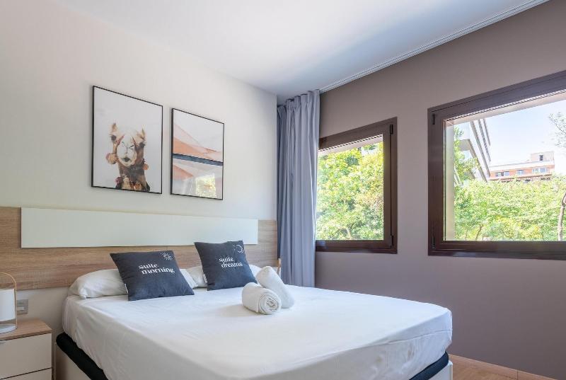 Limehome Barcelona Carrer De Fontcoberta image