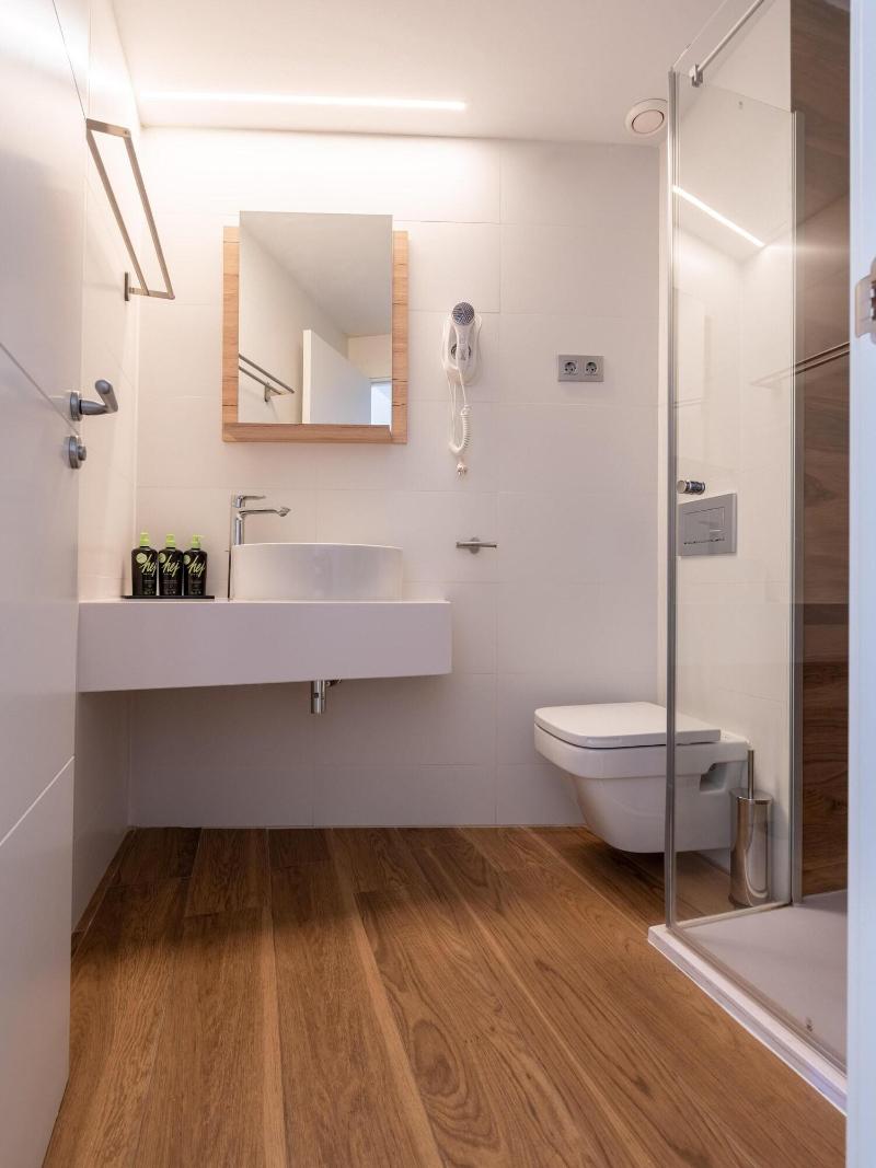 Limehome Barcelona Carrer De Fontcoberta image