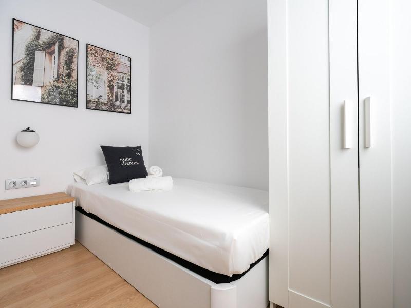 Limehome Barcelona Carrer De Fontcoberta image