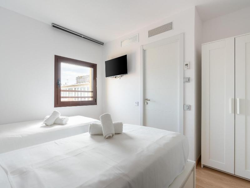 Limehome Barcelona Carrer De Fontcoberta image